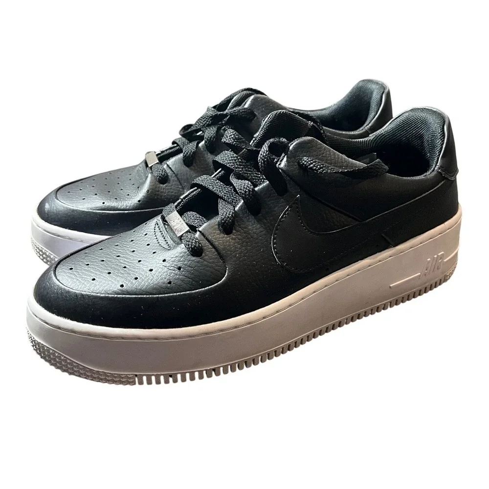Nike Air Force 1 Sage Low Womens 11 Black Platform Sneakers AR5339-002